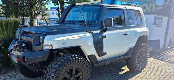 TROLLER T4 3.2 BOLD 4X4 20V TURBO INTERCOOLER DIESEL 2P MANUAL TROLLER T4 3.2 BOLD 4X4 20V TURBO INTERCOOLER DIESEL 2P MANUAL